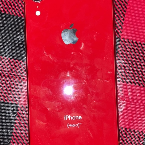 COPY - Red iPhone XR no cracks no scratches like new with box